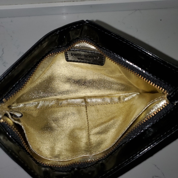 EUC Kate Spade Wristlet (In excellent condition) - Picture 5 of 8